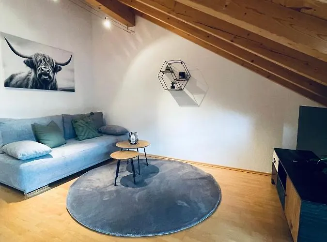 Alpengluehen Apartament *